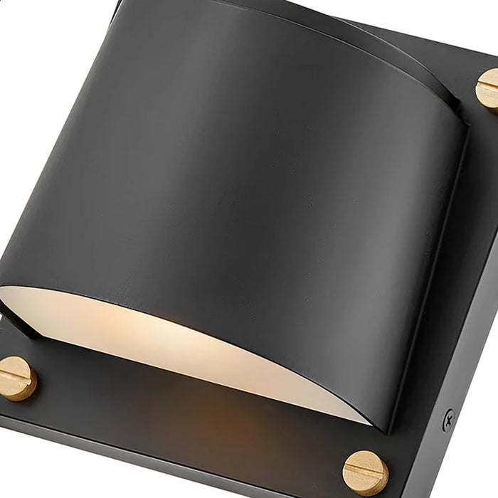 Scout 1L Outdoor Lantern