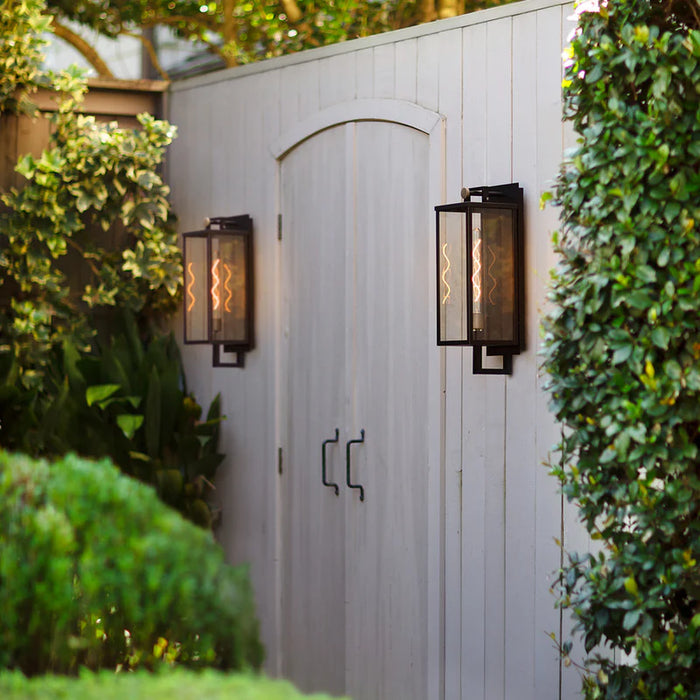 Hinkley Catalina 1L Medium Wall Mount Lantern 23010BK