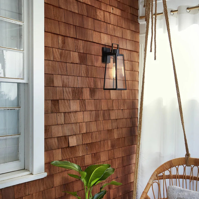 Hugh 1L wall sconce - 82004BK