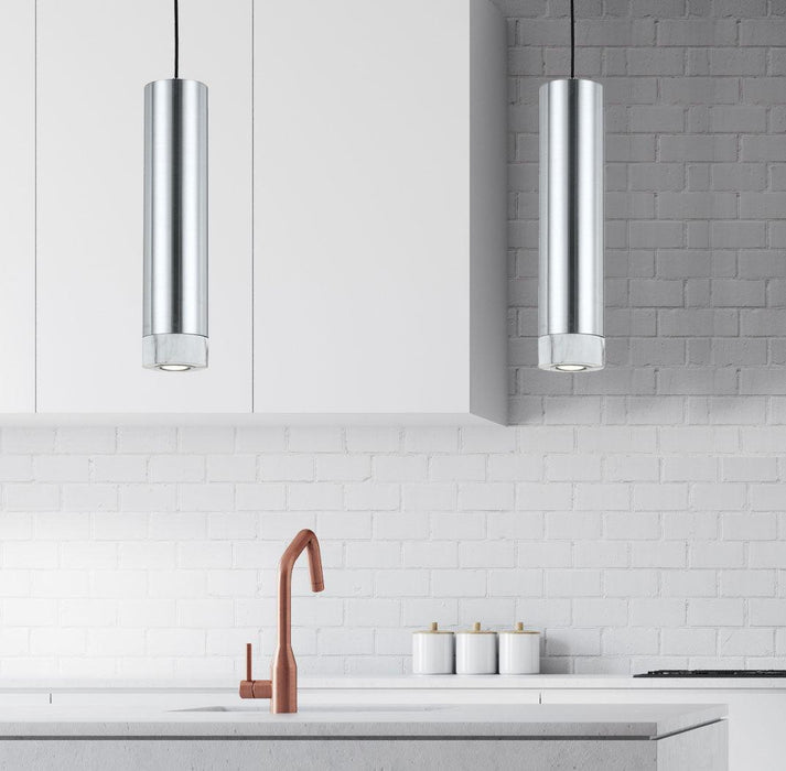 CYNTHIA TABLE LAMP